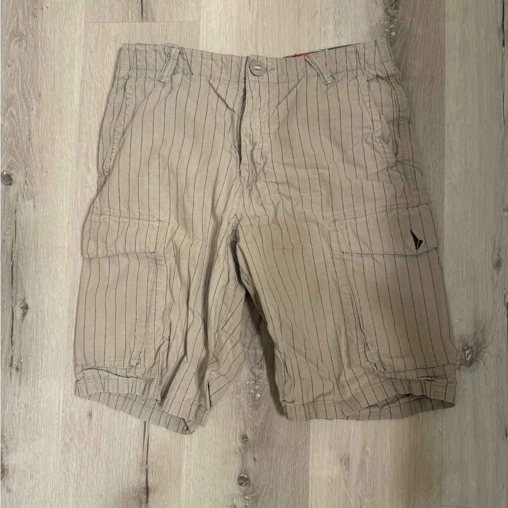 Volcom shorts